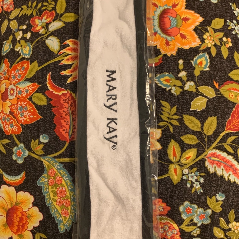 Mary Kay Bio-Cell Mask - Picture 5 of 5